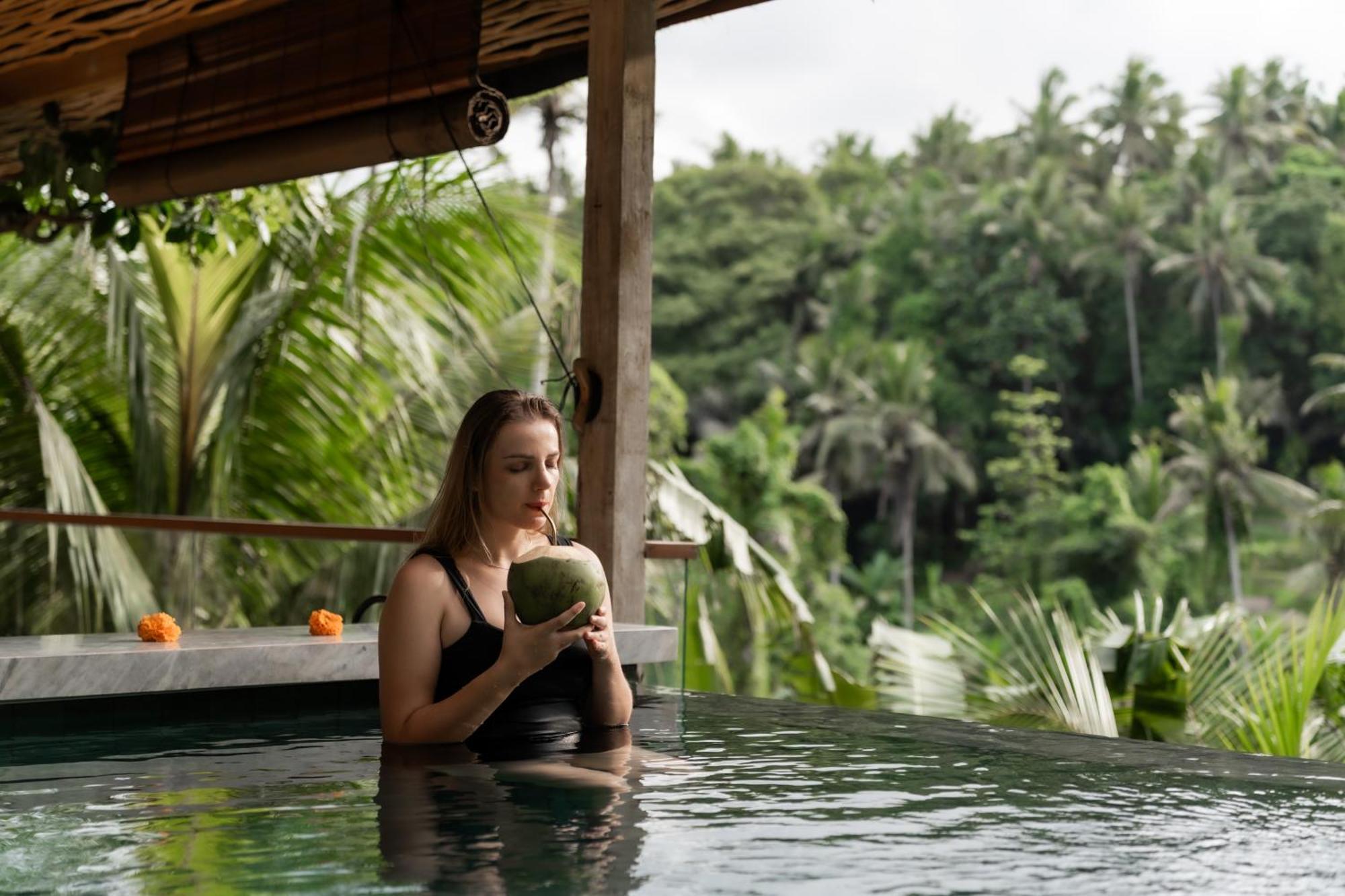 Ubud Riverside Villa Екстер'єр фото