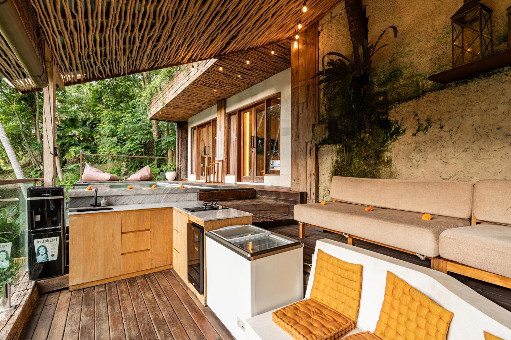 Ubud Riverside Villa Екстер'єр фото