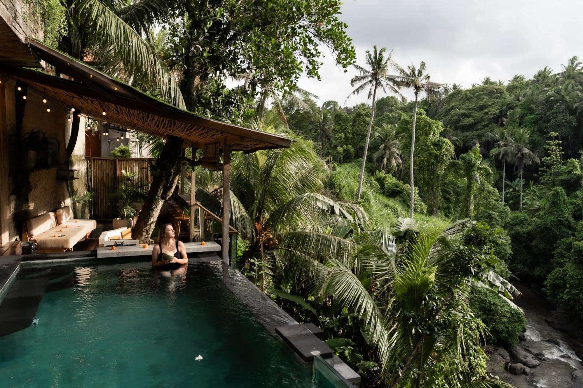 Ubud Riverside Villa Екстер'єр фото